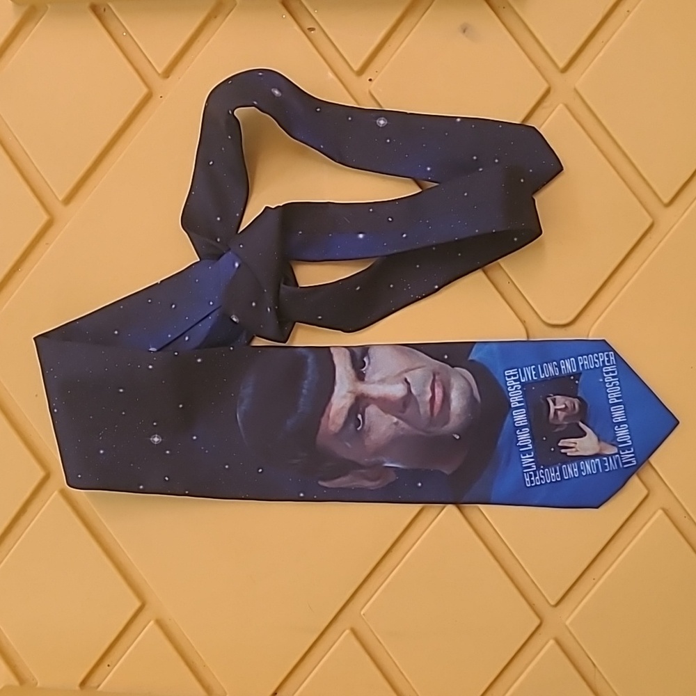 Spock Star Trek Tie 1994